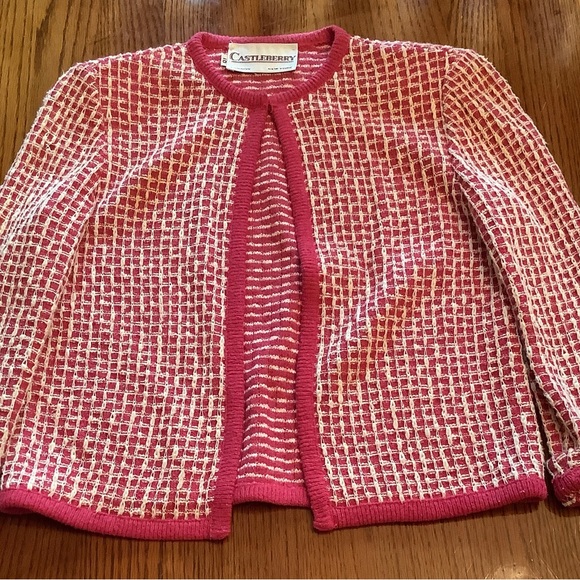 Castleberry, London, New York Chic Pink & White Tweed Jacket w/ White Blouse - Picture 5 of 16